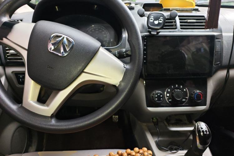Used BAIC Weiwang M20 2013 1.5L Power Type BJ415A Center Console
