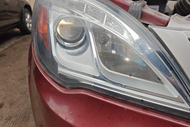 Used BAIC Weiwang M20 2013 1.5L Power Type BJ415A Right Front Headlight