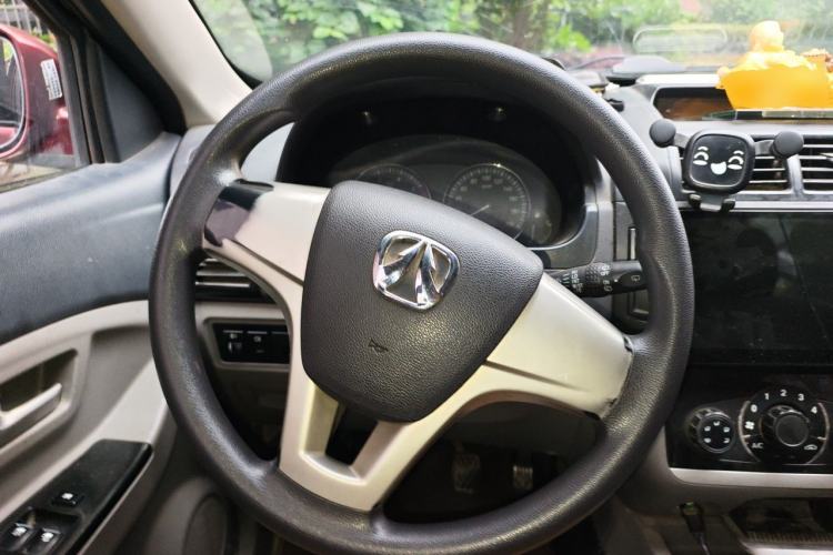Used BAIC Weiwang M20 2013 1.5L Power Type BJ415A Steering Wheel