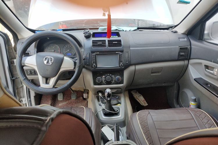 Used BAIC Weiwang M20 2013 1.5L Power Type BJ415A Center Console