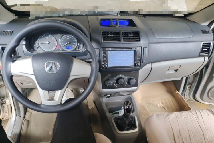Used BAIC Weiwang M20 2013 1.5L Power Type BJ415A Center Console