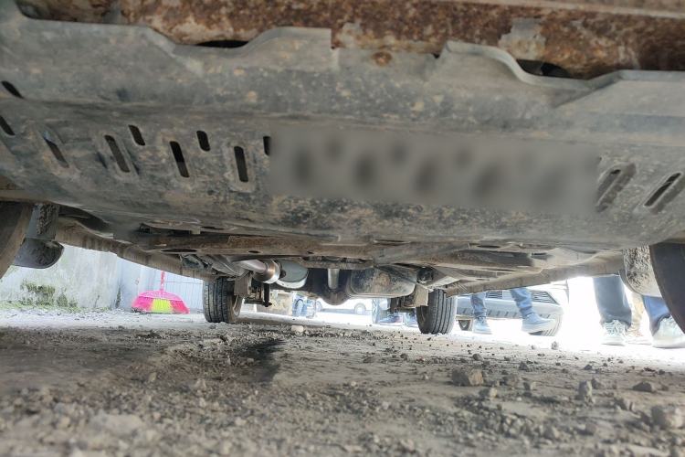 Used BAIC Weiwang M20 2013 1.5L Power Type BJ415A Chassis Front
