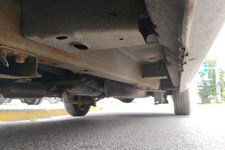 Used BAIC Weiwang M20 2013 1.5L Power Type BJ415A Chassis Front Left