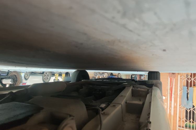 Used BAIC Weiwang M20 2013 1.5L Power Type BJ415A Chassis Rear Left