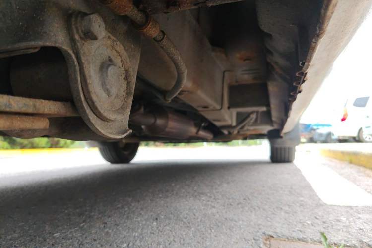 Used BAIC Weiwang M20 2013 1.5L Power Type BJ415A Chassis Rear Right