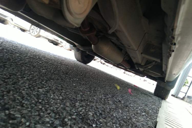 Used BAIC Weiwang M20 2013 1.5L Power Type BJ415A Chassis Rear Right