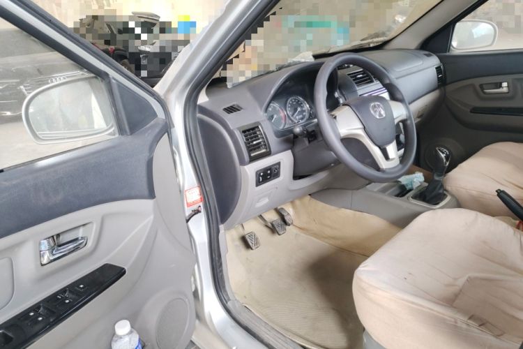 Used BAIC Weiwang M20 2013 1.5L Power Type BJ415A Driver Seat