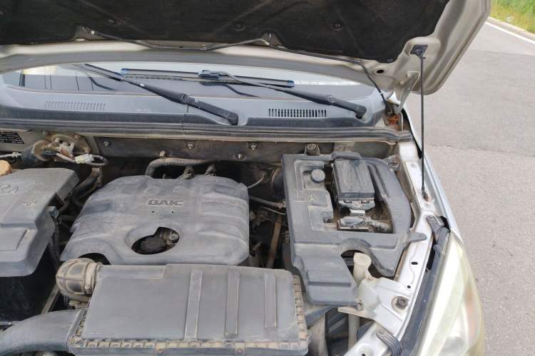 Used BAIC Weiwang M20 2013 1.5L Power Type BJ415A Engine Bay Left