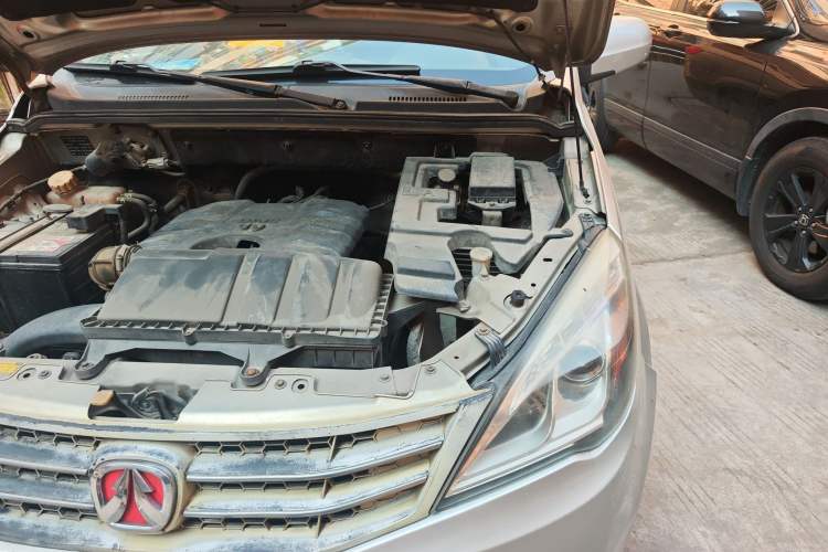 Used BAIC Weiwang M20 2013 1.5L Power Type BJ415A Engine Bay Left