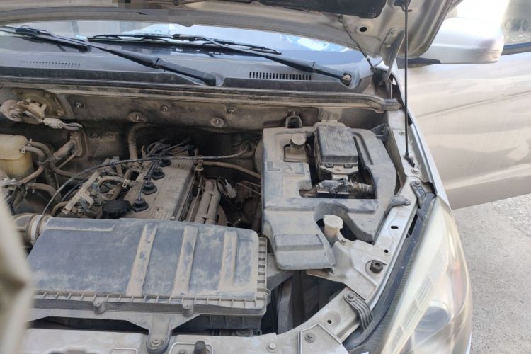 Used BAIC Weiwang M20 2013 1.5L Power Type BJ415A Engine Bay Left