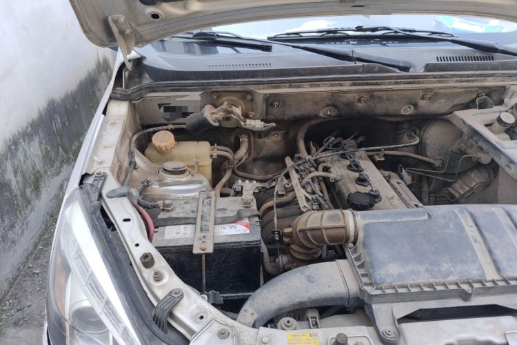 Used BAIC Weiwang M20 2013 1.5L Power Type BJ415A Engine Bay Right