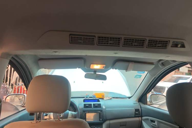 Used BAIC Weiwang M20 2013 1.5L Power Type BJ415A Headliner