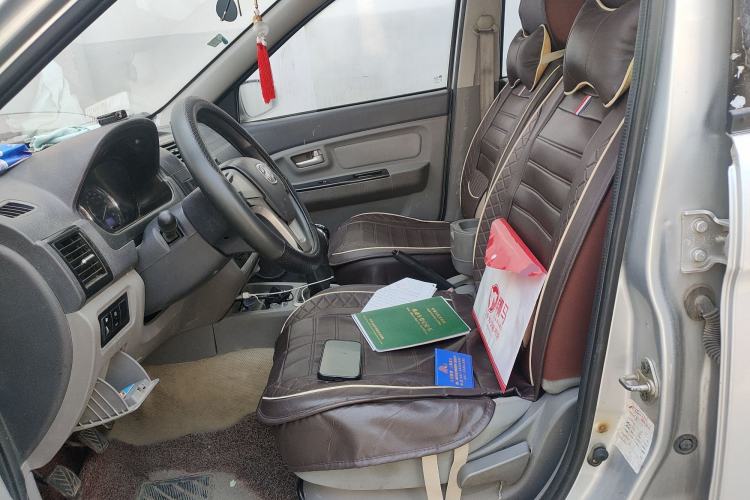 Used BAIC Weiwang M20 2013 1.5L Power Type BJ415A Left Front Seat