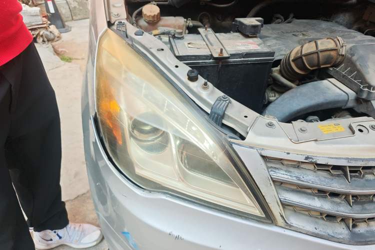 Used BAIC Weiwang M20 2013 1.5L Power Type BJ415A Right Front Headlight