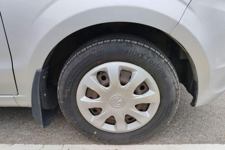 Used BAIC Weiwang M20 2013 1.5L Power Type BJ415A Right Front Wheel Hub