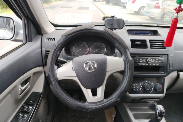 Used BAIC Weiwang M20 2013 1.5L Power Type BJ415A Steering Wheel