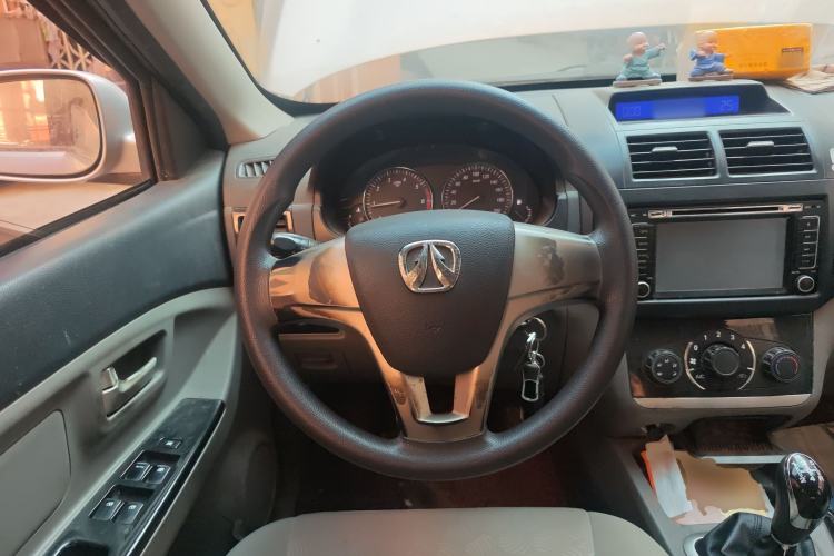 Used BAIC Weiwang M20 2013 1.5L Power Type BJ415A Steering Wheel