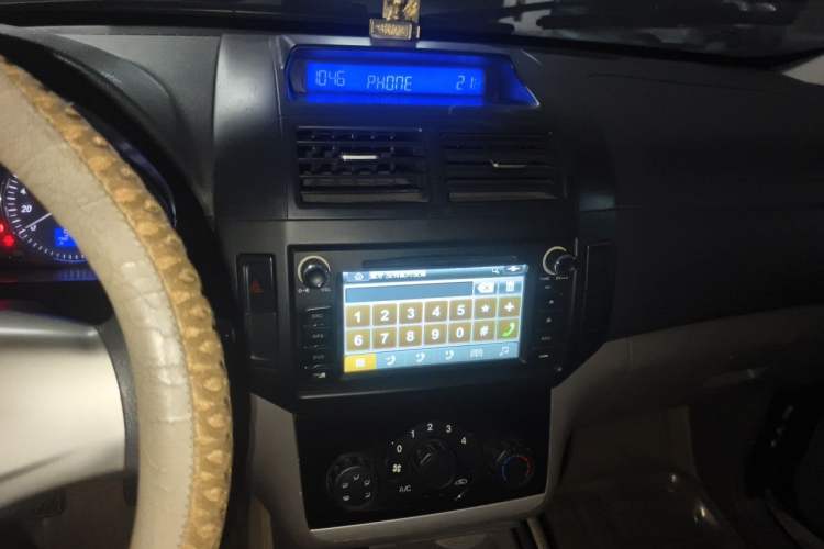 Used BAIC Weiwang M20 2014 1.5L practical type BJ415A Audio And AC Panel