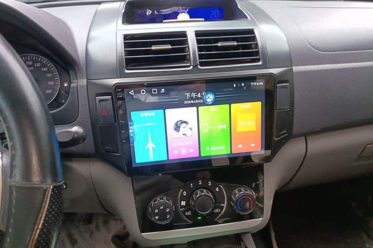 Used BAIC Weiwang M20 2014 1.5L Basic Version BJ415B Audio And AC Panel