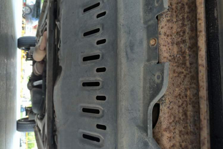Used BAIC Weiwang M20 2014 1.5L practical type BJ415A Chassis Front