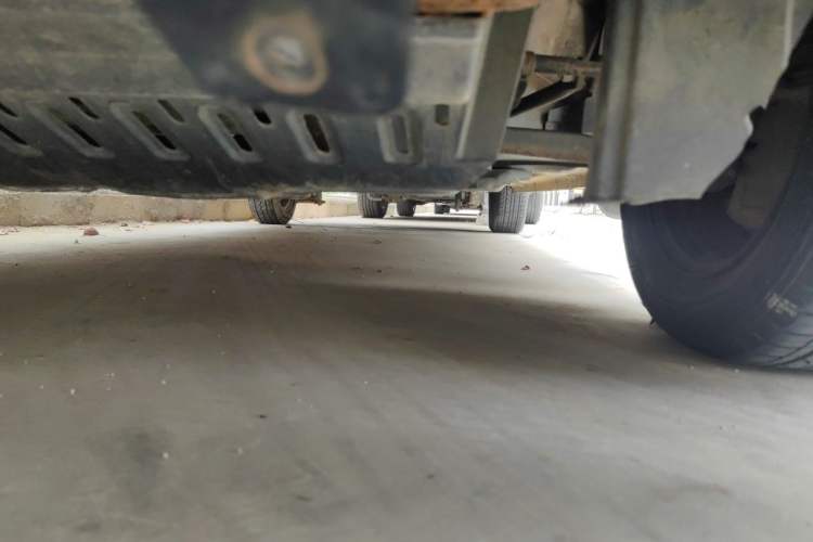 Used BAIC Weiwang M20 2014 1.5L practical type BJ415A Chassis Front Left