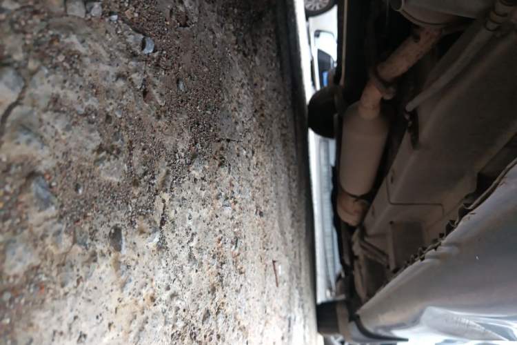 Used BAIC Weiwang M20 2014 1.5L Basic Version BJ415B Chassis Front Left