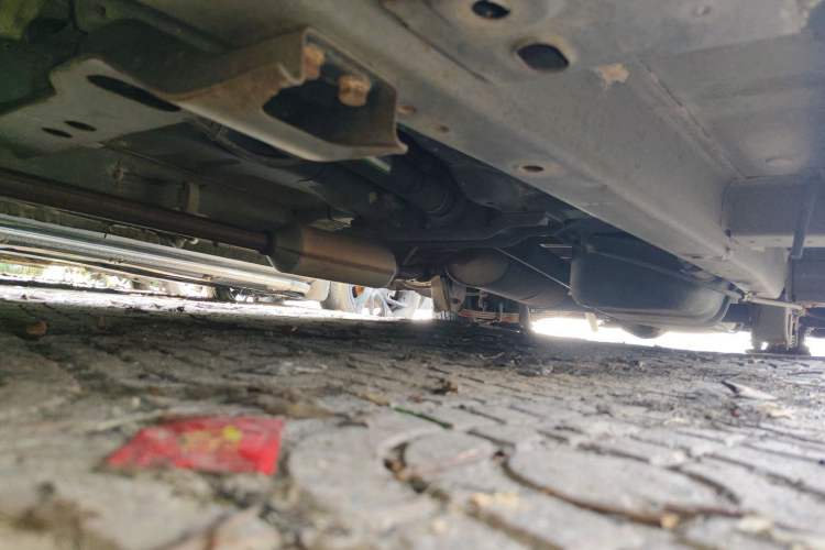 Used BAIC Weiwang M20 2014 1.5L practical type BJ415A Chassis Front Left