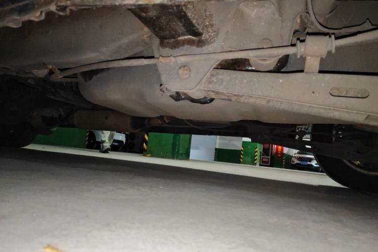 Used BAIC Weiwang M20 2014 1.5L Basic Version BJ415B Chassis Rear Left