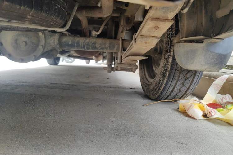 Used BAIC Weiwang M20 2014 1.5L practical type BJ415A Chassis Rear Right