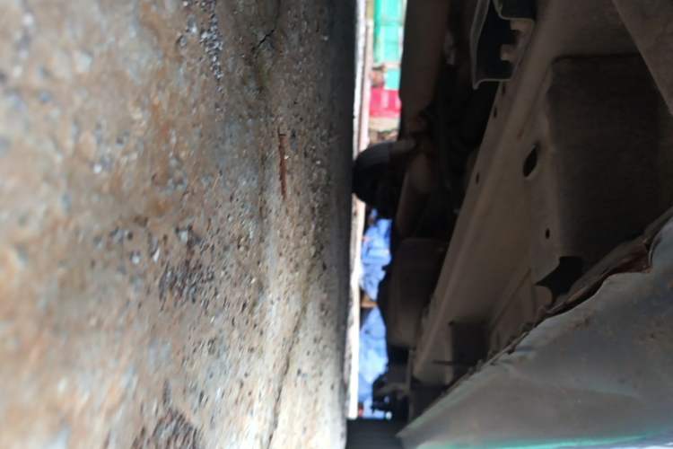 Used BAIC Weiwang M20 2014 1.5L Basic Version BJ415B Chassis Rear Right