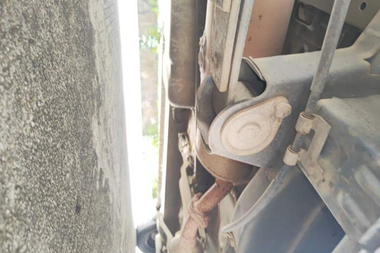 Used BAIC Weiwang M20 2014 1.5L practical type BJ415A Chassis Rear Right