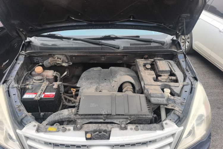 Used BAIC Weiwang M20 2014 1.5L Comfort Version BJ415B Engine Bay