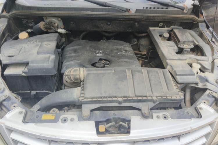 Used BAIC Weiwang M20 2014 1.5L practical type BJ415A Engine Bay