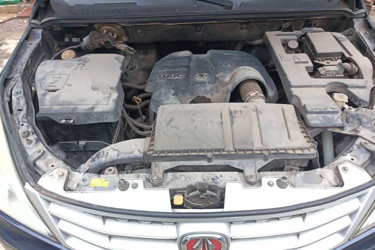 Used BAIC Weiwang M20 2014 1.5L Basic Version BJ415B Engine Bay