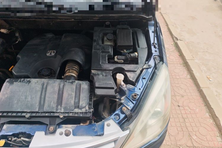 Used BAIC Weiwang M20 2014 1.5L Comfort Version BJ415B Engine Bay Left