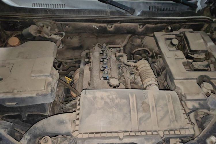 Used BAIC Weiwang M20 2014 1.5L Basic Version BJ415B Engine Bay