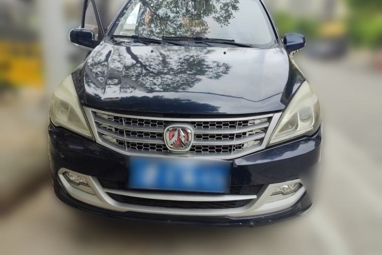 Used BAIC Weiwang M20 2014 1.5L practical type BJ415A Front