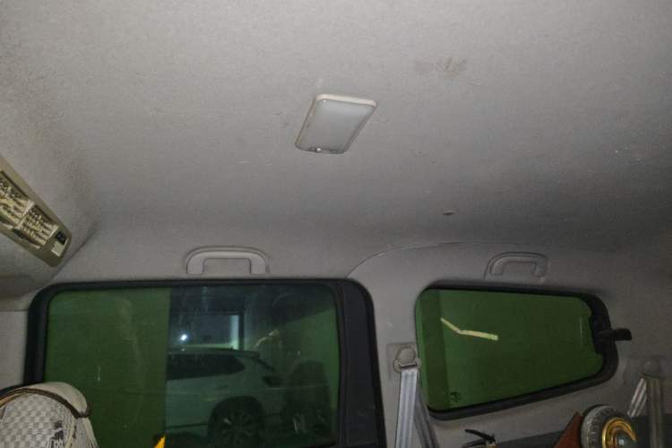 Used BAIC Weiwang M20 2014 1.5L practical type BJ415A Headliner