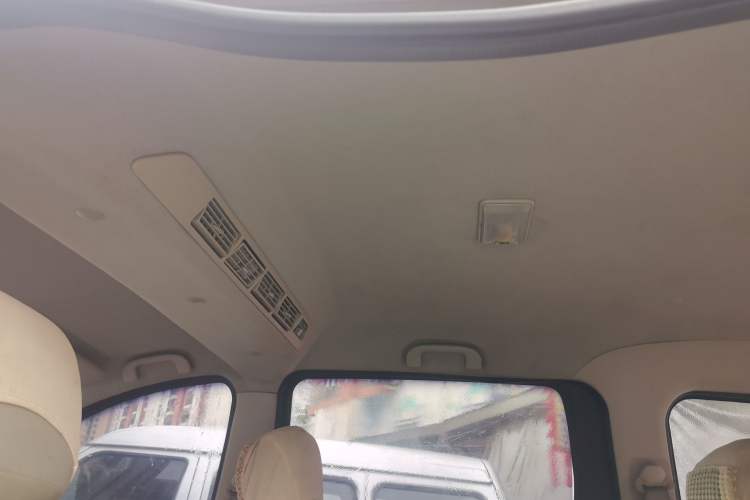 Used BAIC Weiwang M20 2014 1.5L Comfort Version BJ415B Headliner