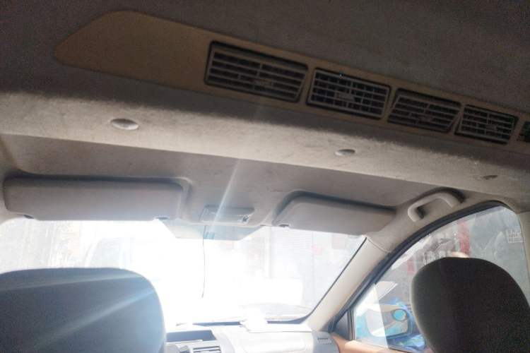 Used BAIC Weiwang M20 2014 1.5L practical type BJ415A Headliner