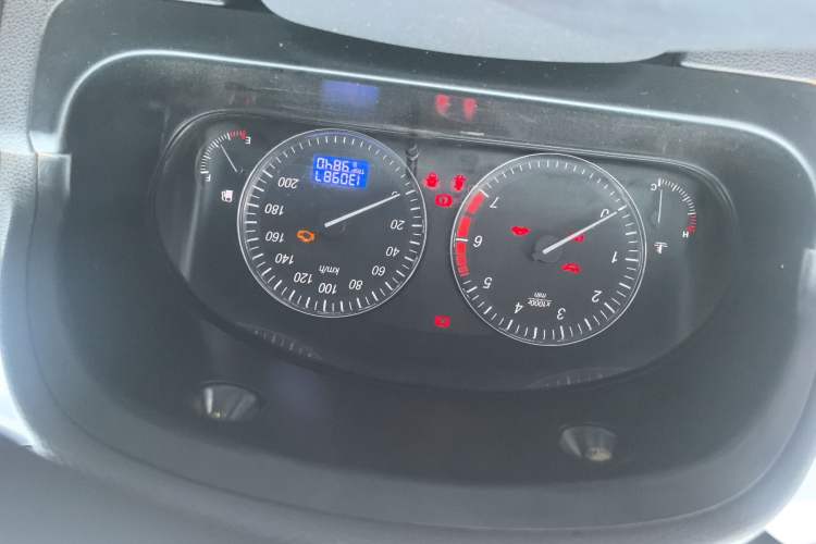 Used BAIC Weiwang M20 2014 1.5L Comfort Version BJ415B Instrument Cluster