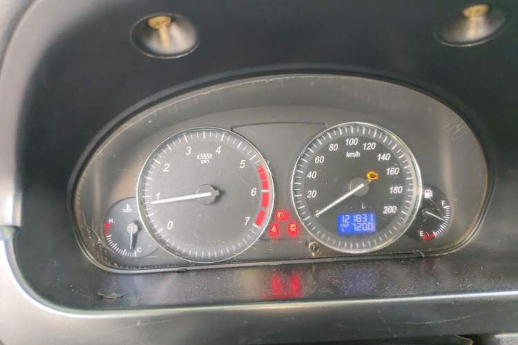 Used BAIC Weiwang M20 2014 1.5L practical type BJ415A Instrument Cluster