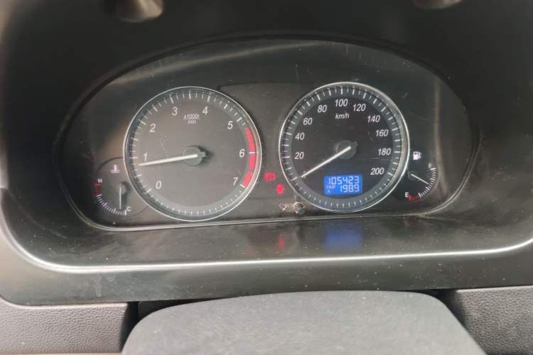 Used BAIC Weiwang M20 2014 1.5L Comfort Version BJ415B Instrument Cluster