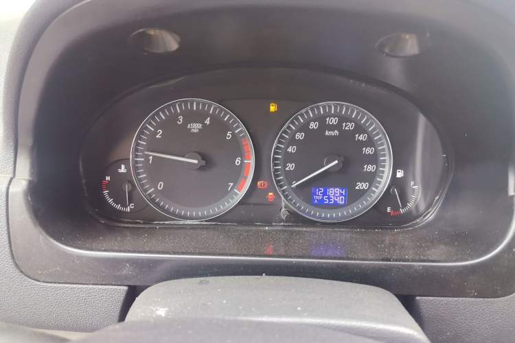 Used BAIC Weiwang M20 2014 1.5L Comfort Version BJ415B Instrument Cluster