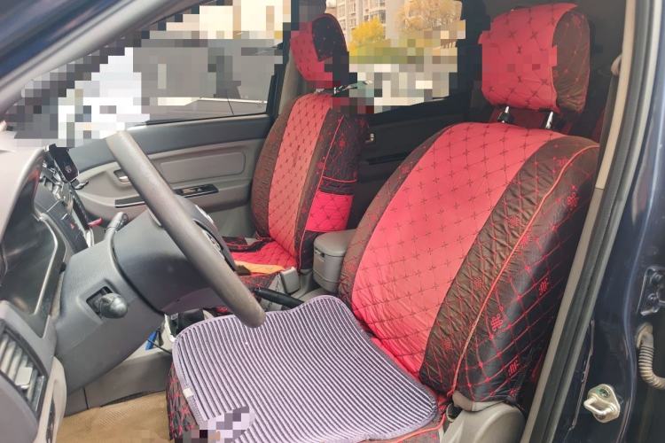 Used BAIC Weiwang M20 2014 1.5L Comfort Version BJ415B Left Front Seat