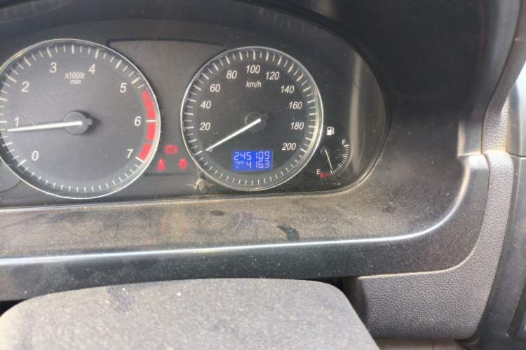 Used BAIC Weiwang M20 2014 1.5L practical type BJ415A Odometer Close Up