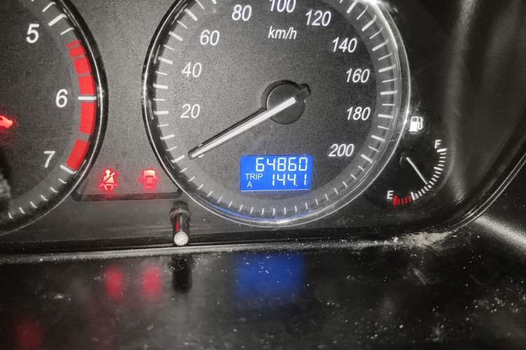 Used BAIC Weiwang M20 2014 1.5L Comfort Version BJ415B Odometer Close Up