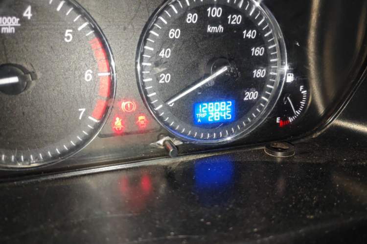 Used BAIC Weiwang M20 2014 1.5L Basic Version BJ415B Odometer Close Up