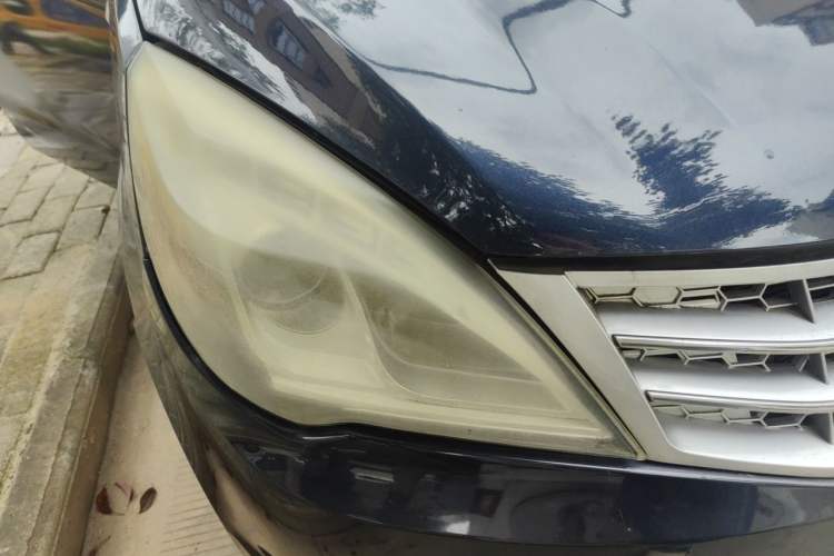 Used BAIC Weiwang M20 2014 1.5L practical type BJ415A Right Front Headlight