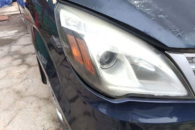 Used BAIC Weiwang M20 2014 1.5L Basic Version BJ415B Right Front Headlight